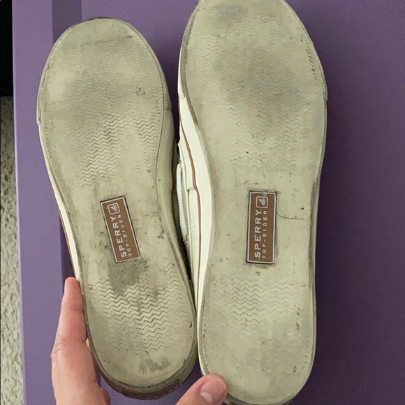 shoes - Picture 5 of 6